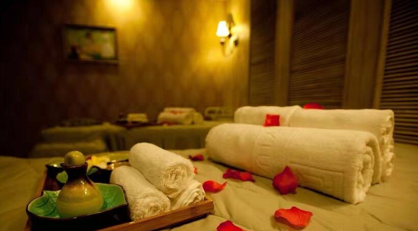 长沙雨花高端水疗spa会馆就这样带着清风月静抚慰了光阴悲喜